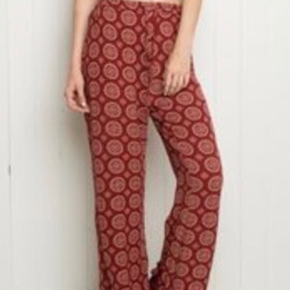 Brandy Melville Pants - Brandy Melville Foley Pants